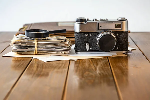 Altes Familienfotoalbum Als Erinnerung Die Vergangenheit — Stockfoto