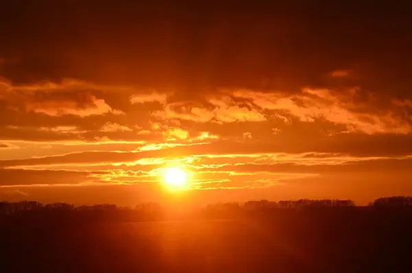 Soirée Beau Coucher Soleil Soleil Nuages Ciel Orange — Photo