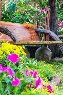 Çiçek Bahçe ahşap sandalye.