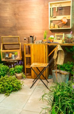 Bahçe dinlenme alanı.