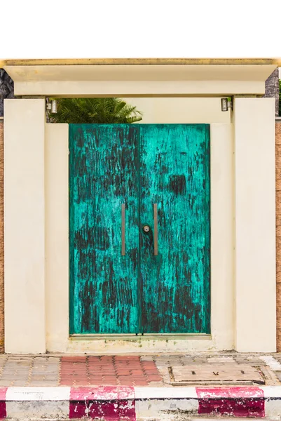 Antique copper door and contemporary wall. — Stock Photo, Image