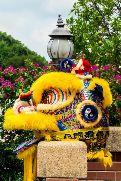 Costume di danza del leone cinese — Foto Stock