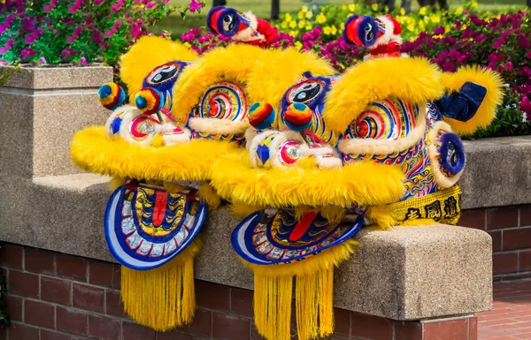 Китайский костюм танца льва — стоковое фото