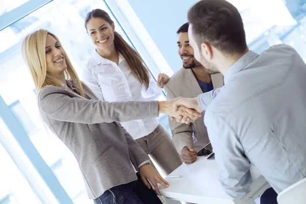 Beginn einer perfekten Partnerschaft. — Stockfoto