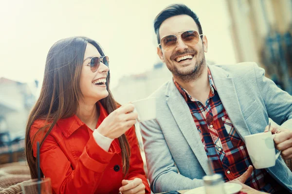 Koffie tijd in een café — Stockfoto