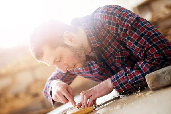 Holzgravur, Nahaufnahme — Stockfoto