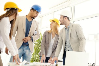 İnşaat ekibi Office