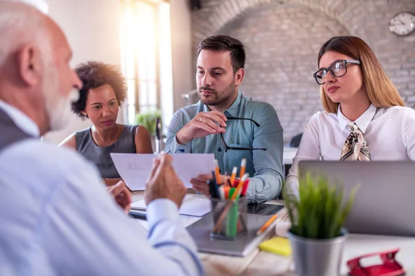 Hombre Mayor Durante Entrevista Trabajo Concepto Negocio Carrera Personas — Foto de Stock