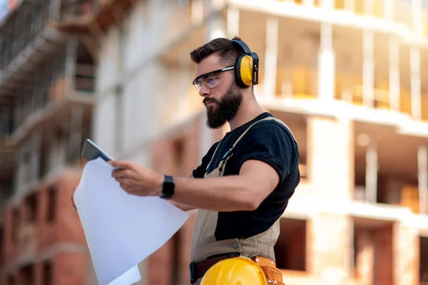 Retrato Arquiteto Trabalho Canteiro Obras — Fotografia de Stock