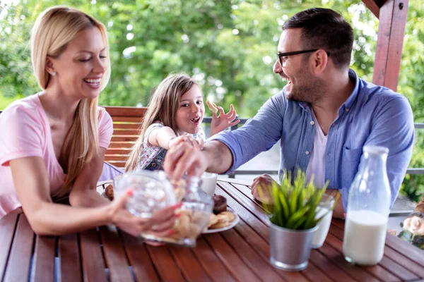 Family Three Have Breakfast Terrace Family Lifestyle Concept — Stock Photo, Image