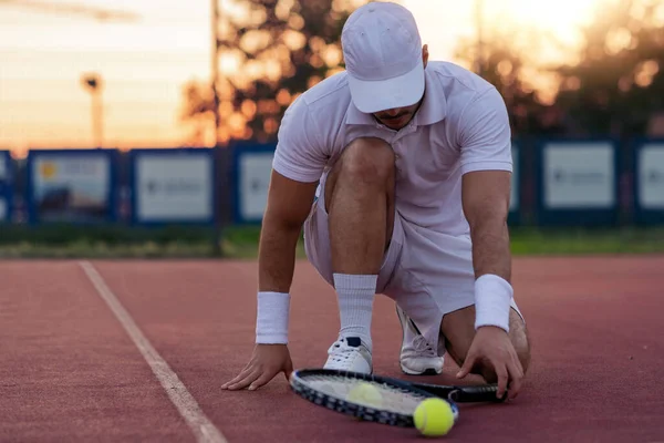 Sport Vue Rapprochée Homme Raquette Tennis Balles Sur Court Tennis — Photo