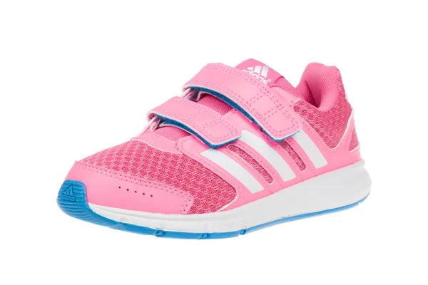 Varna, bulgaria - 3. Februar 2016: adidas ik sport kinderschuh. isoliert auf weiß. Produktaufnahmen — Stockfoto