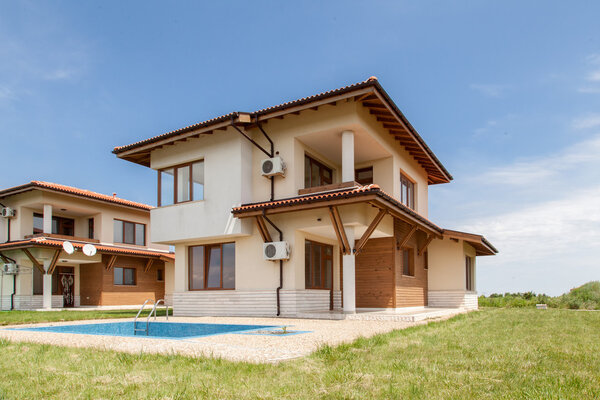 Новые пригородные дома. Перфектный район