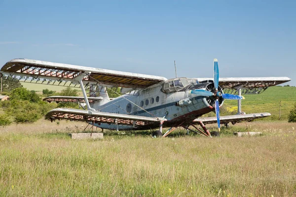 Vieil Avion Abandonné Sur Terrain — Photo