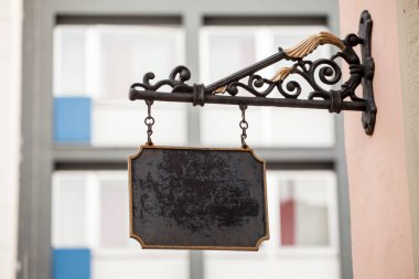 Duvarda boş vintage etiketi