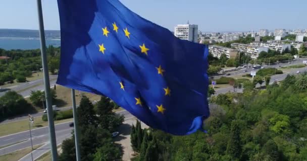 Europeiska Unionens Flagga Vinkar För Vinden Video Varna Bulgarien — Stockvideo