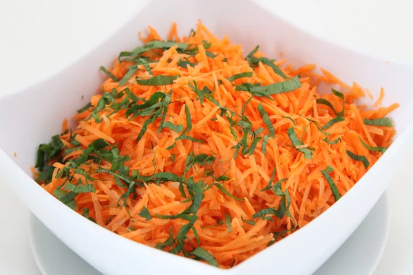 Салат из моркови — стоковое фото