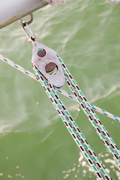 セーリング ボート上ロープのクローズ アップ — ストック写真