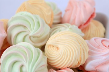 renkli macaroons, kisses kurabiye