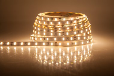 garland, parlayan led strip 