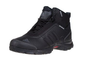 Varna, Bulgaristan - 7 Kasım 2014: Adidas Kış Ayakkabı. Beyaz izole. Ürün görüntüleri