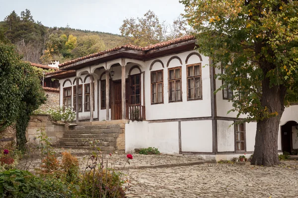 Zheravna (Jeravna) eski evde. Bulgar Ulusal canlanma dönemi mimari bir rezerv köydür (18 ve 19. yüzyıl) — Stok fotoğraf