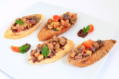 Tapas yemek. Sandviç