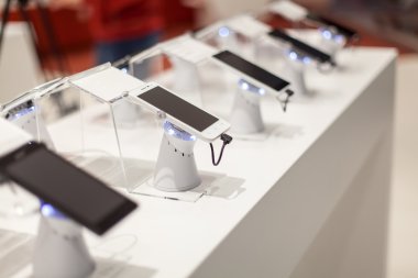 Galeride yeni cep telefonları