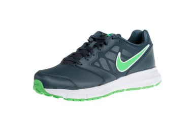 Shot - Varna, Bulgaristan Stüdyo 21 Şubat 2015: Nike Downshifter 6 Lea Koşu Ayakkabı, beyaz arka plan üzerinde ürün vurdu izole