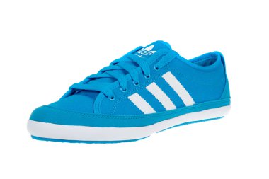 Varna, Bulgaristan - 4 Nisan 2015: Adidas Originals Nizza ayakkabı. Beyaz izole. Ürün görüntüleri