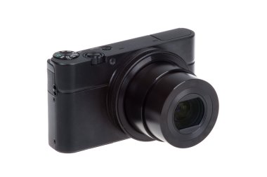 Beyaz izole açık lens dijital fotoğraf makinesi