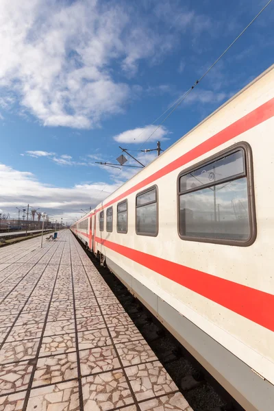 Train at the train station — Stock Photo, Image