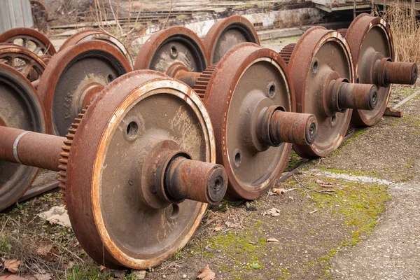 老旧生锈的火车车轮 — 图库照片