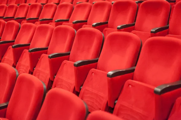 Lugares vazios no cinema vermelho ou no teatro — Fotografia de Stock