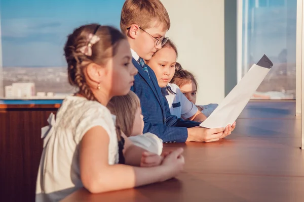 Kinderarchitekten gestalten — Stockfoto