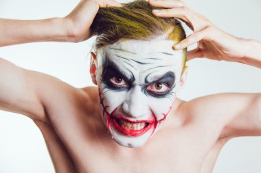 Cadılar Bayramı yüz sanat beyaz arka plan üzerinde olan adam