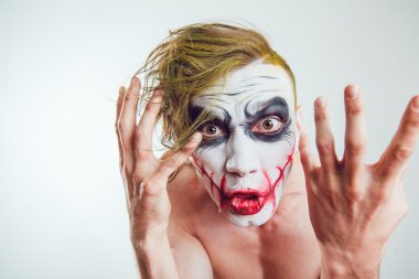 Cadılar Bayramı yüz sanat beyaz arka plan üzerinde olan adam