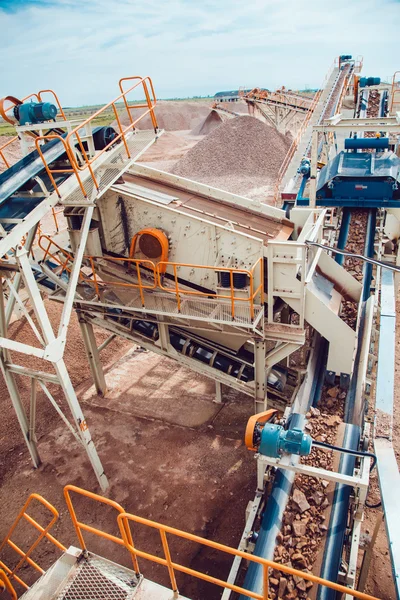 A planta da produção a pedra esmagada — Fotografia de Stock