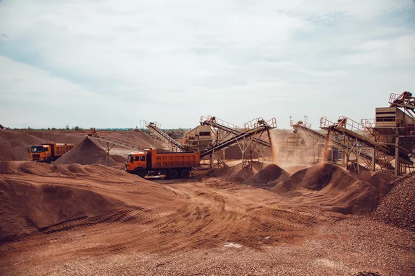 Ezilmiş taş üretim tesisi — Stok fotoğraf