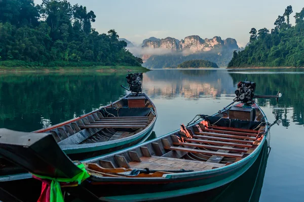 Cheo Lan sjön båtar — Stockfoto