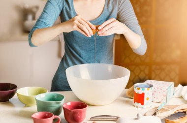 Erkek mutfak pişirme