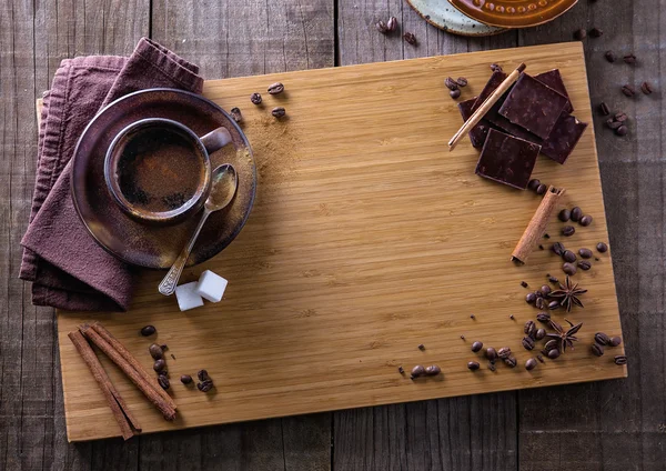 Top view of spiced coffee and spices with copyspace — Stock Photo, Image