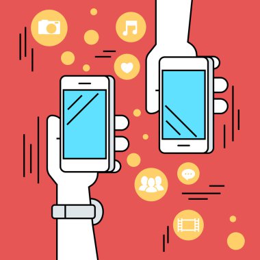 Veri ve smartphone üzerinden mobil apps nfc işlevi ile paylaşan kişi