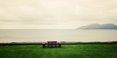 Waterville Piknik Masa Tezgahları ve deniz manzarası, County Kerry -