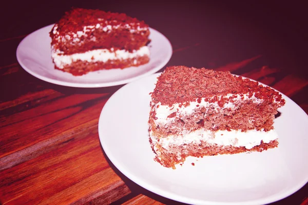 Pasteles de natillas con virutas de chocolate y rizos - effec vintage —  Fotos de Stock