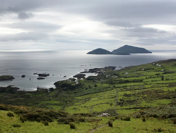 Paisaje marino sombrío en el Condado de Kerry - foto retro . —  Fotos de Stock