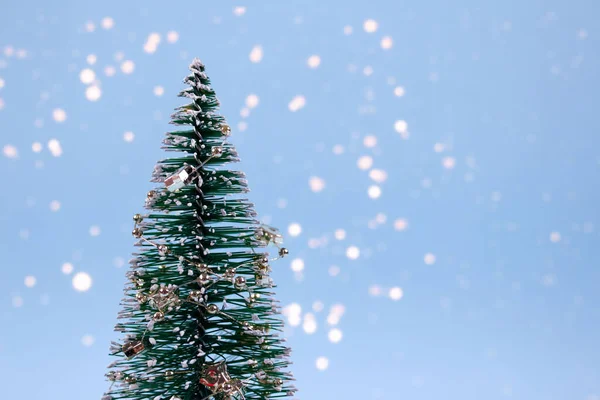 Trendy Sfondo Natale Albero Natale Albero Capodanno Con Decorazioni Luci — Foto Stock