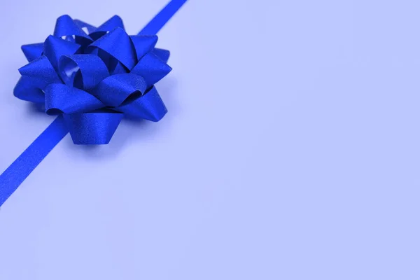 Dekoratív Kék Szalag Kék Háttér Másolási Hely Szöveg Ajándék Koncepció — Stock Fotó