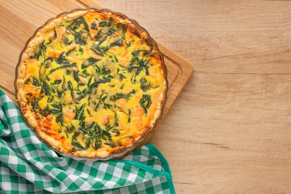 Salty Pastries Salmon Fish Seafood Spinach Quiche Pie Homemade Recipe — Stock Photo, Image