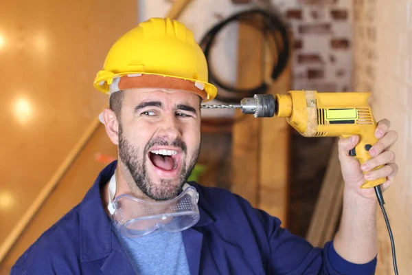 Portret Van Knappe Jonge Reparateur Met Helm Boor Zijn Werkplaats — Stockfoto